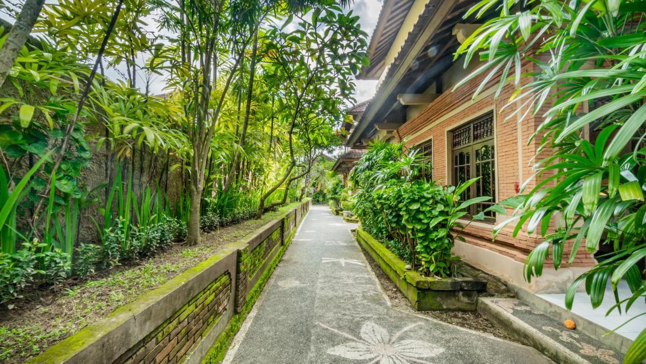 Cafe Wayan Cottages Сенггиги Экстерьер фото
